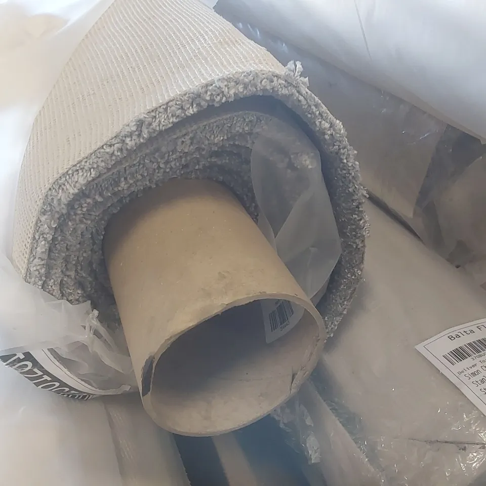ROLL OF QUALITY ADDICTION NICKEL CARPET - APPROXIMATELY 3.23 x 4m