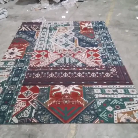 QUALITY DESIGNER AREA RUG - APPROXIMATELY 290X210