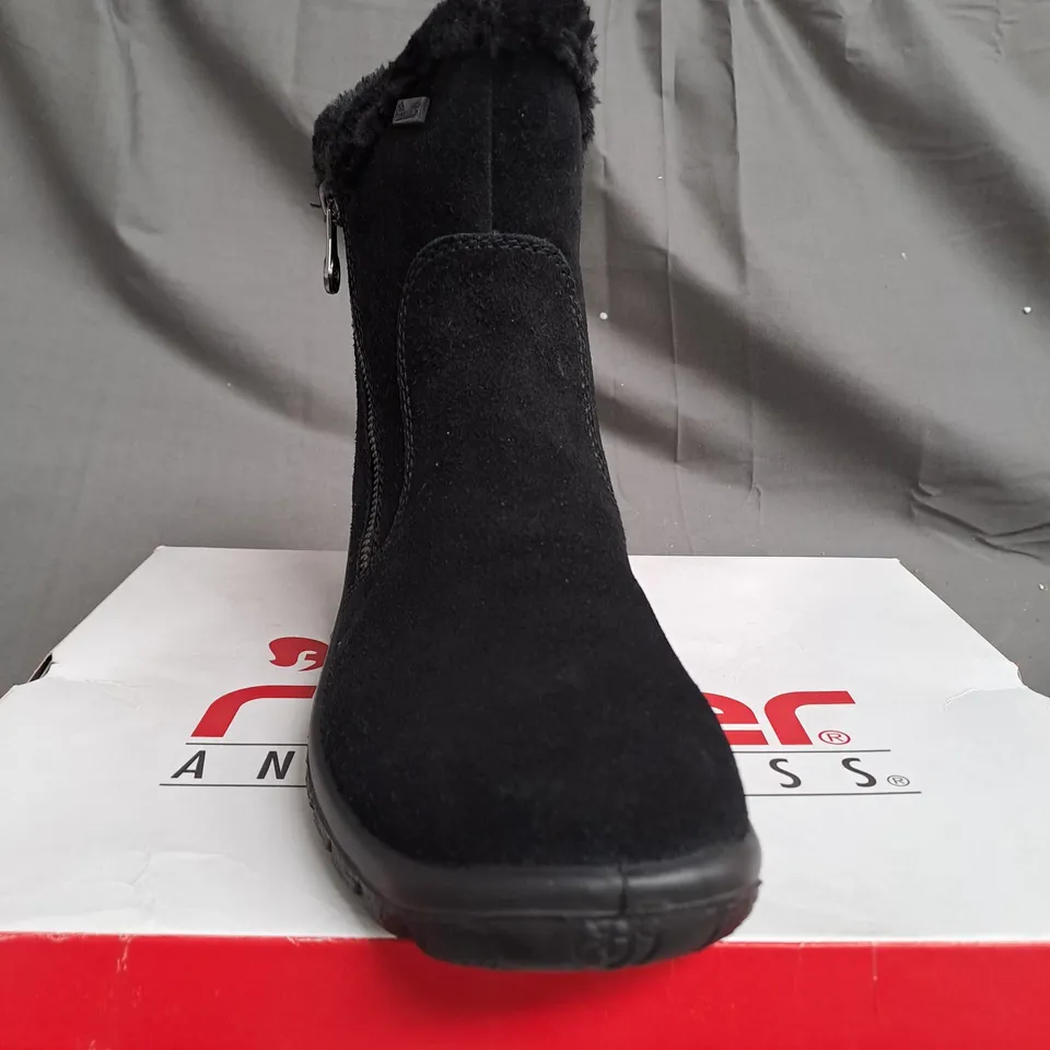 BOXED PAIR OF RIEKER CUFF DETAIL WATER RESISTANT BOOTS IN BLACK - SIZE 6