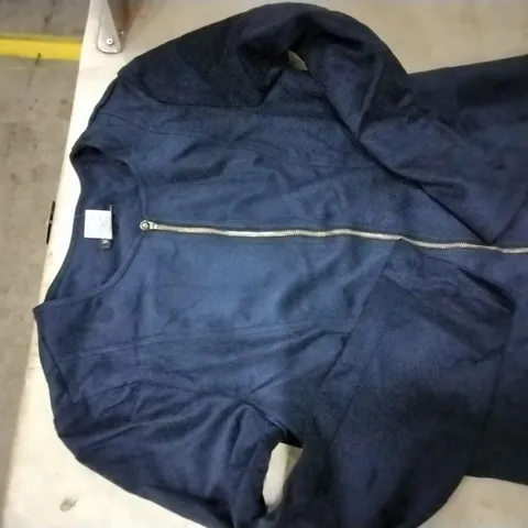 BOX CONTAINING KIM&CO NAVY JACKETS SIZE M , 30PCS