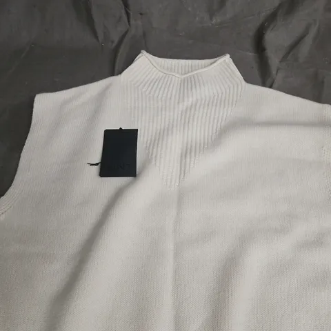 MINT STUDIO CREAM CURVED SLEEVELESS TOP – WOMEN'S, SIZE L