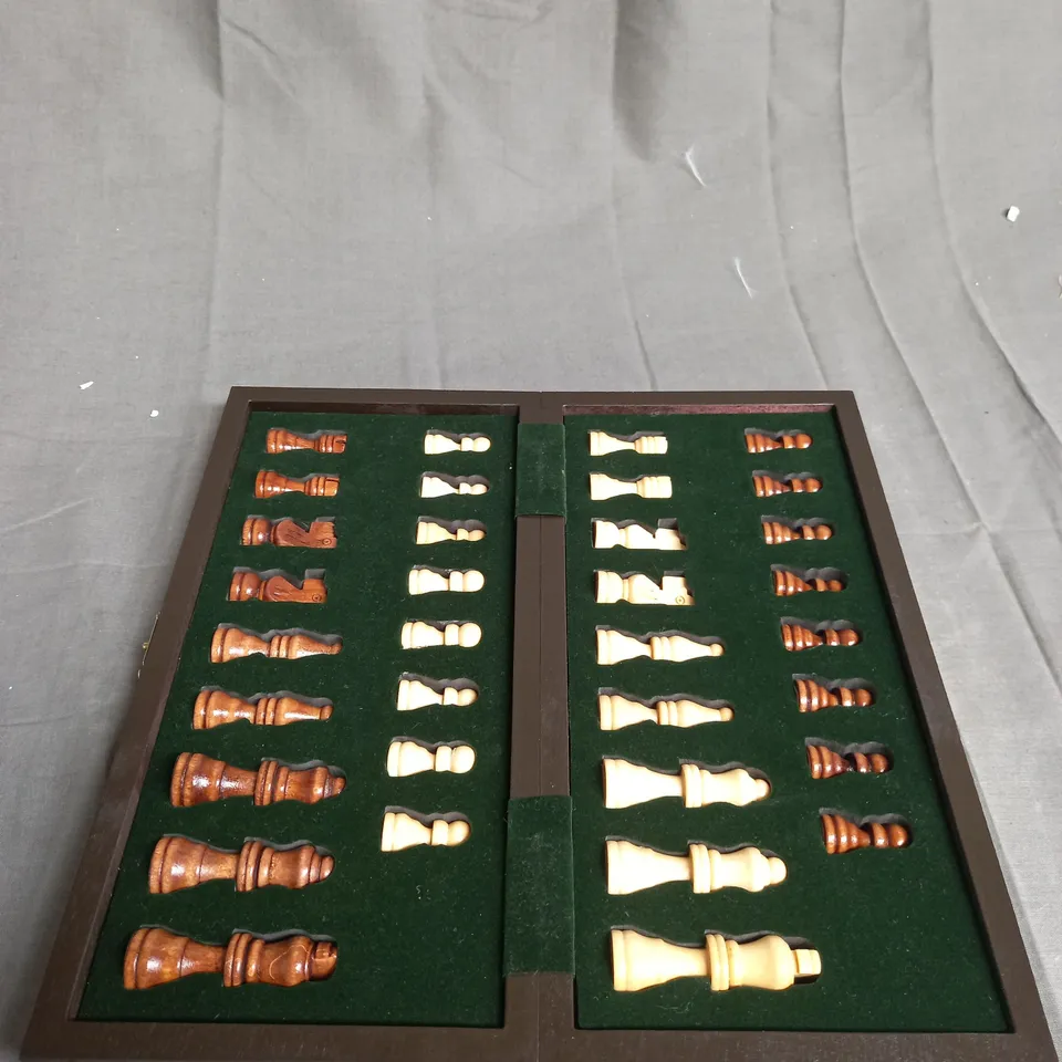 WOODEN CHESS SET