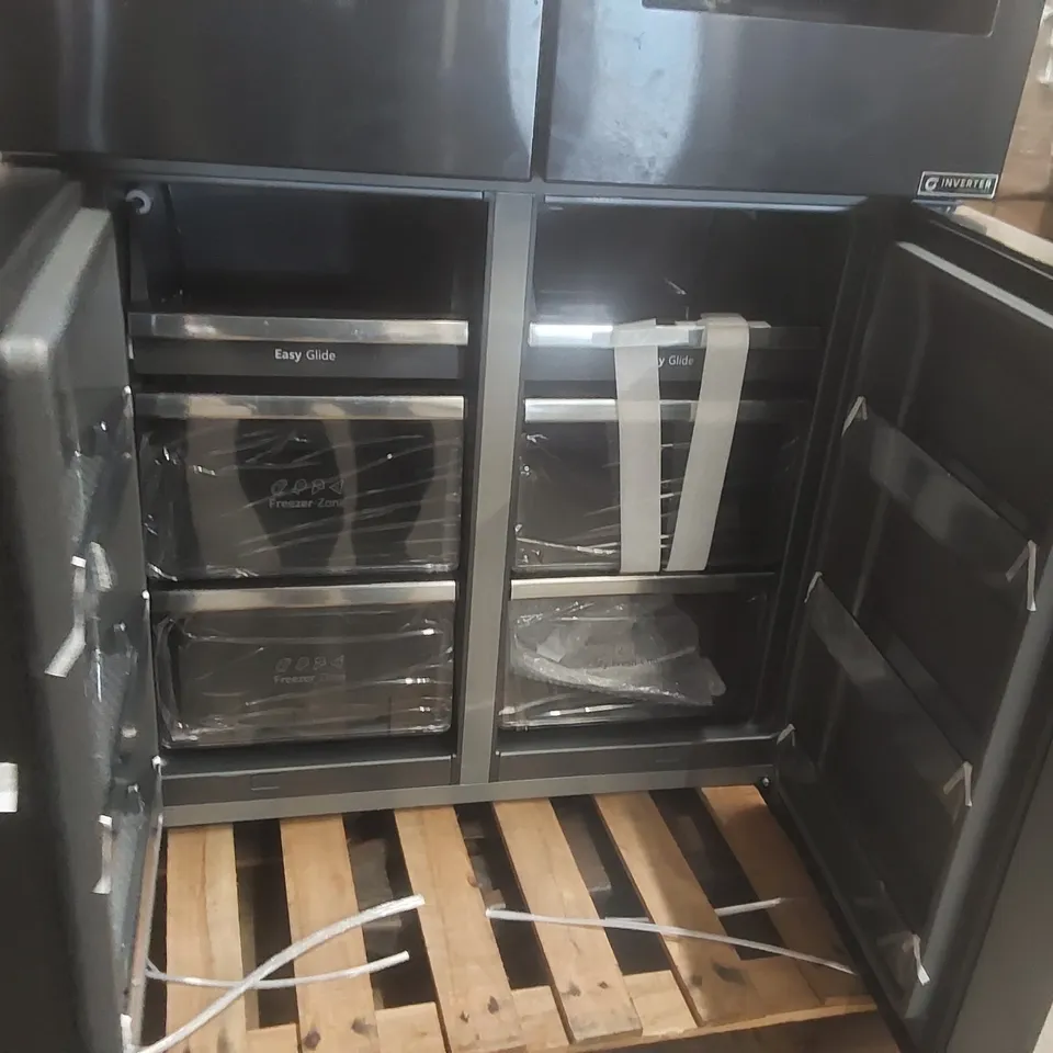 HISENSE PUREFLAT ECLIPSE RQ760N4IFE PLUMBED TOTAL NO FROST MULTI-DOOR AMERICAN FRIDGE FREEZER - BLACK - E RATED