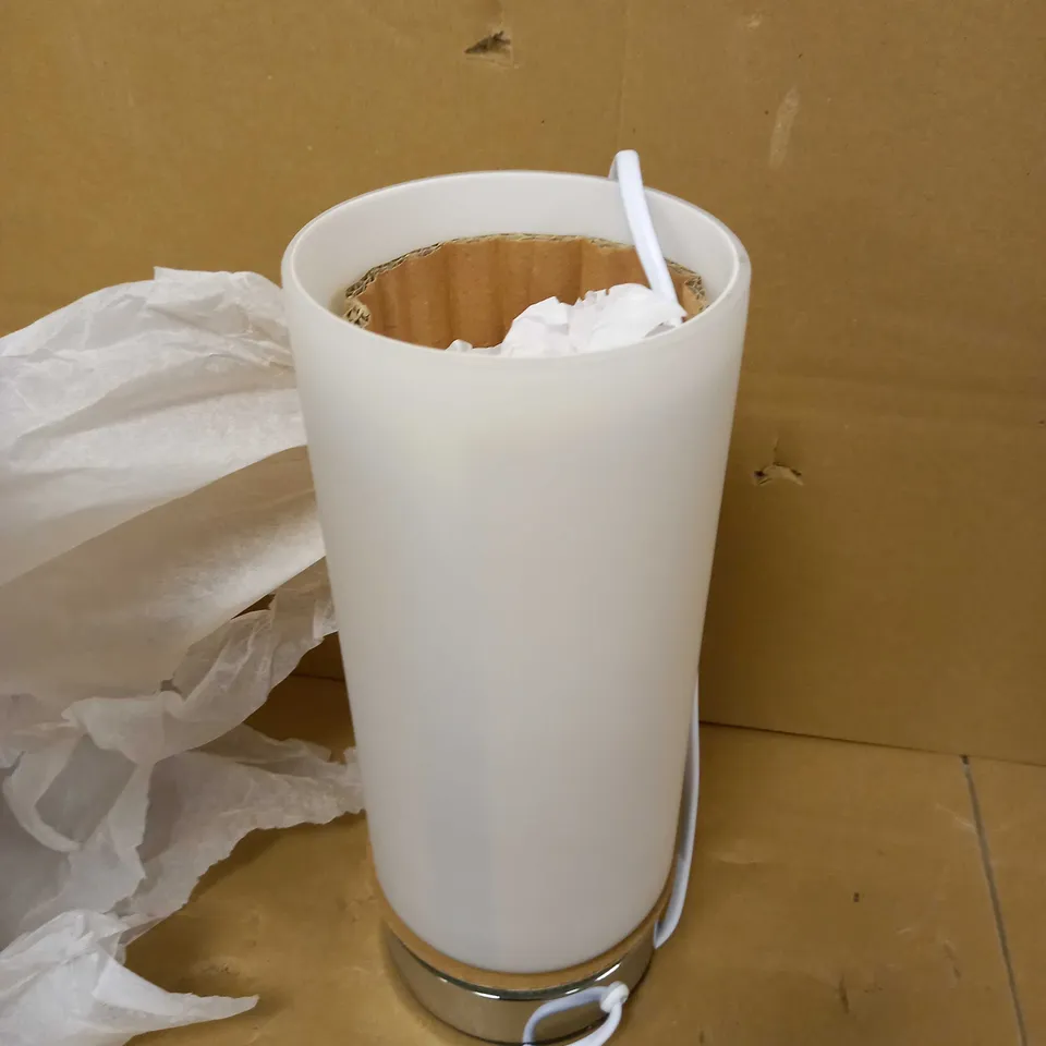 BOXED DEXTER TOUCH LAMP