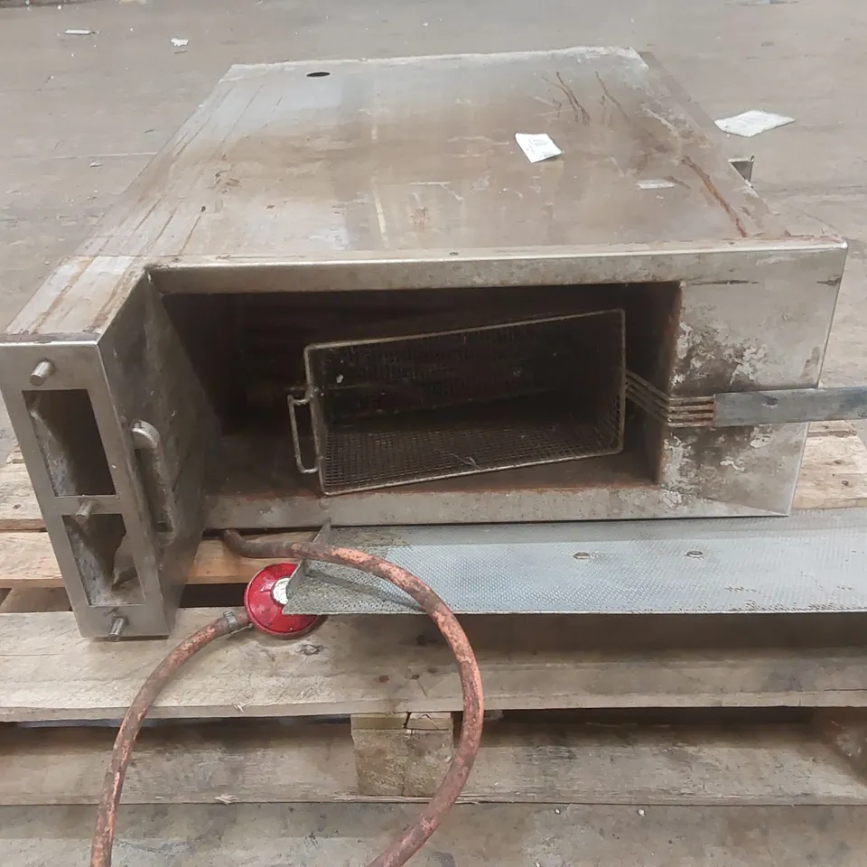 STOTT BENHAM COMMERCIAL GAS FRYER