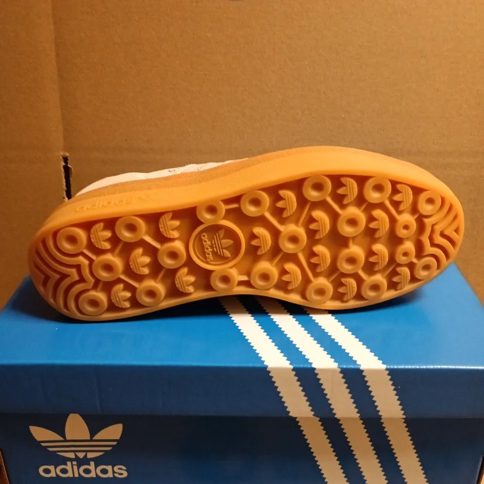 BOXED PAIR OF ADIDAS GAZELLE BOLD J SNEAKERS – BEIGE SUEDE WITH PINK STRIPES, UK 6