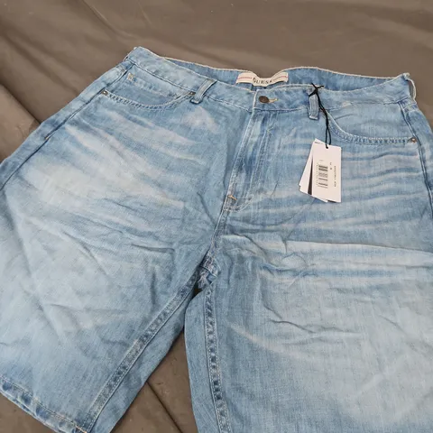 GUESS ECO DENIM JEANS – WOMEN'S LIGHT WASH, SIZE 36