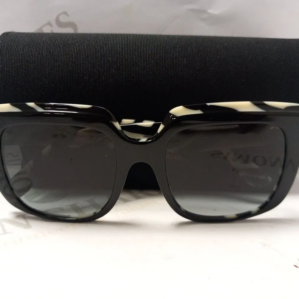 BOXED DOLCE AND GABBANA SQUARE SUNGLASSES