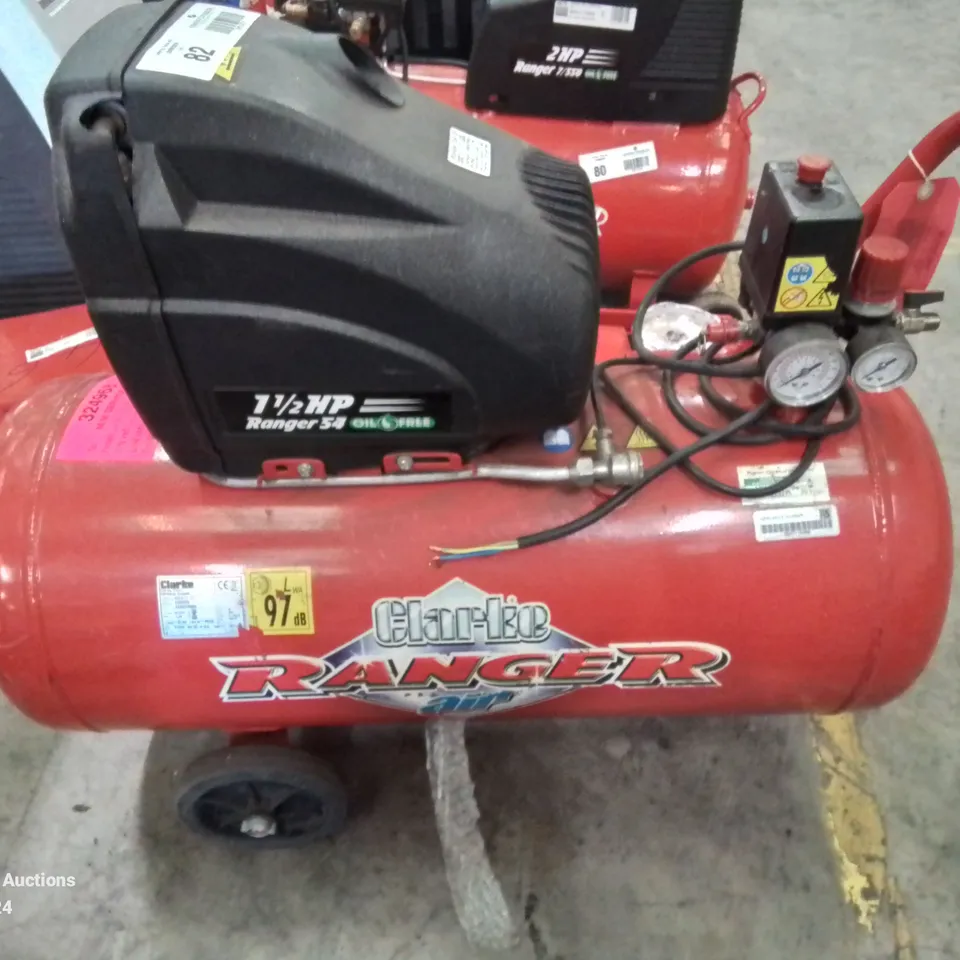 CLARKE RANGER 54 1 1/2 HP AIR AIR COMPRESSOR