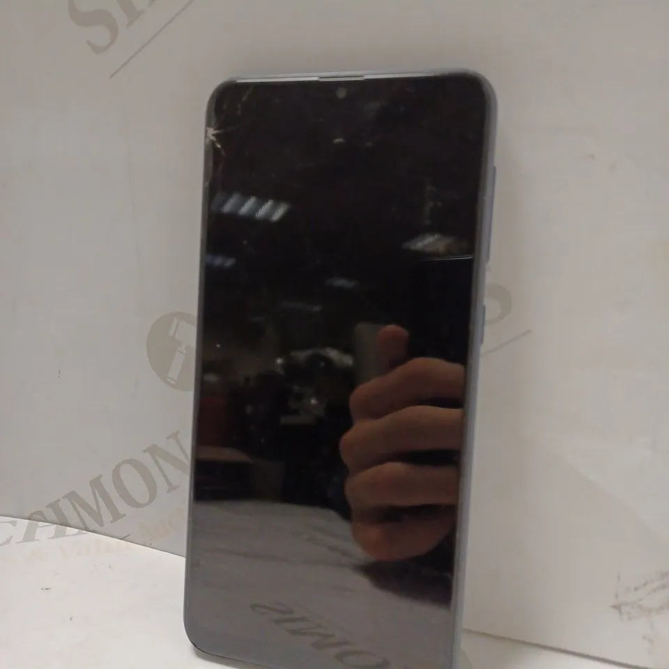 SAMSUNG GALAXY A10