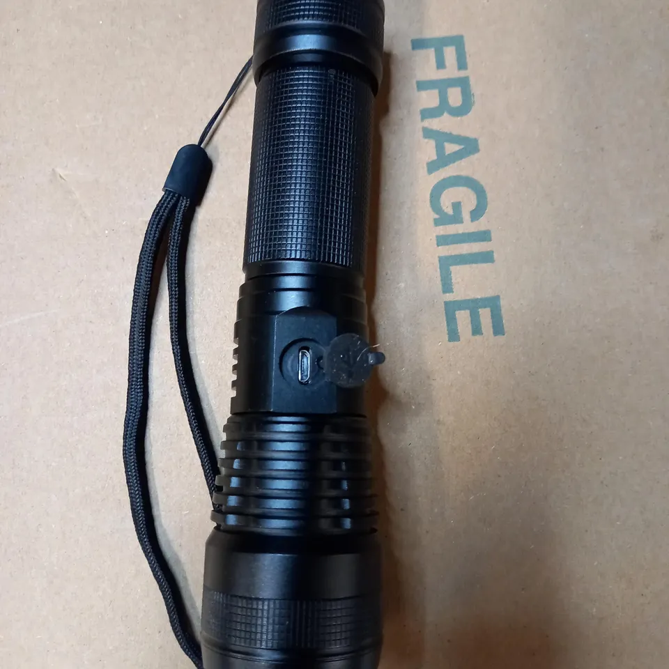 RECHARGEABLE TACTICAL STYLE FLASHLIGHT - USB