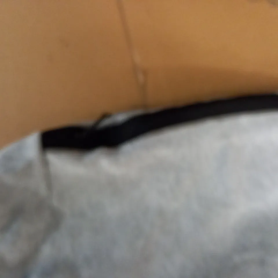 NIKE GREY FLEECE SHORTS - S