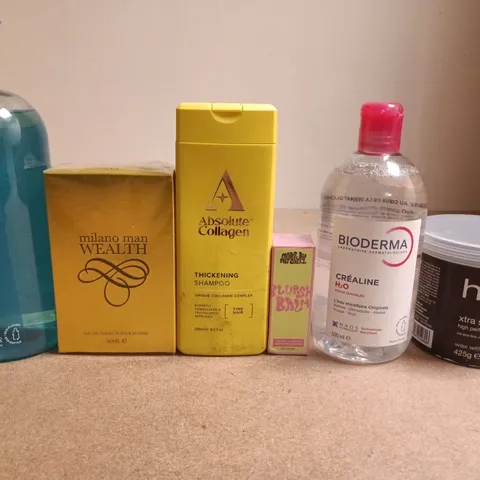 APPROXIMATELY 15 ASSORTED HEALTH & BEAUTY PRODUCTS TO INCLUDE MADE BY MITCHELL , ABSOLUTE COLLAGEN AND HIVE WAX