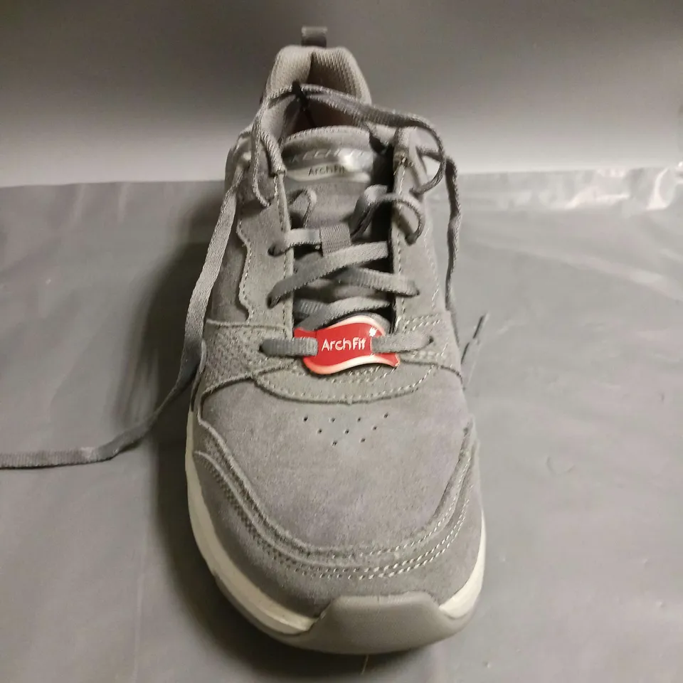 SKECHERS ARCHFIT AIR COOLED TRAINERS GREY SIZE 5