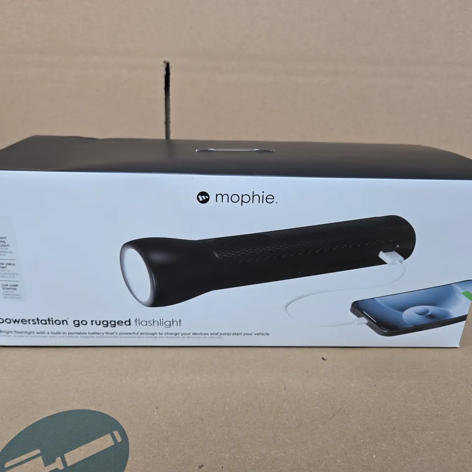 MOPHIE POWERSTATION GO RUGGED FLASHLIGHT – BOXED