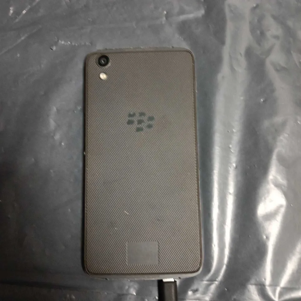 BLACKBERRY SMARTPHONE