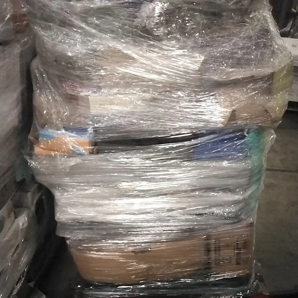 PALLET CONTAINING A LARGE QUANTITY OF ASSORTED HOUSEHOLD GOODS WHICH INCLUDE; AIRFRYERS, PARASOL BASES, PADDED CAMPING CHAIRS, BATH MAT, SUITCASES ETC
