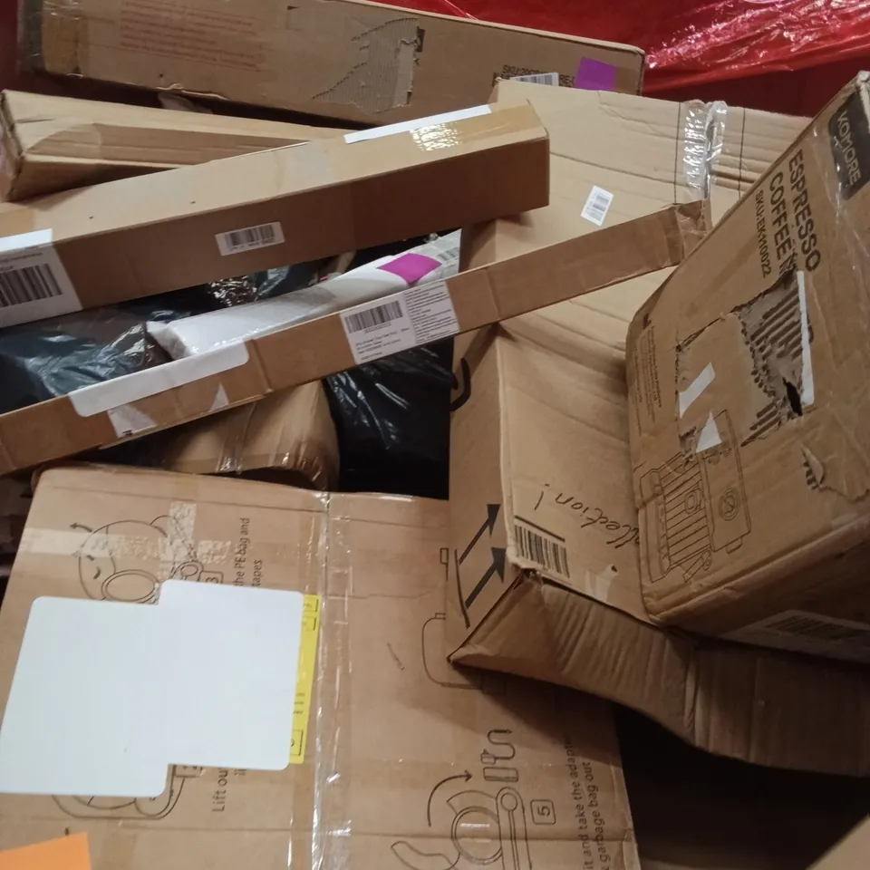 PALLET OF ASSORTED ITEMS TO INCLUDE - PICTURE FRAME, SILICONE MULTI PURPOSE MAT, CAR PART 