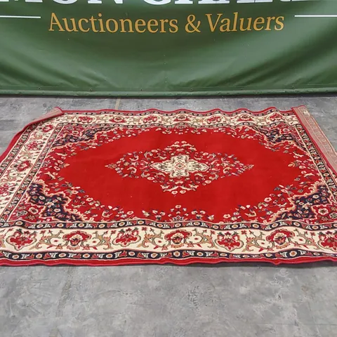 KESHAN LARGE 100% POLYPROPYLENE TRADITIONAL RUG // SIZE: 180 X 270cm