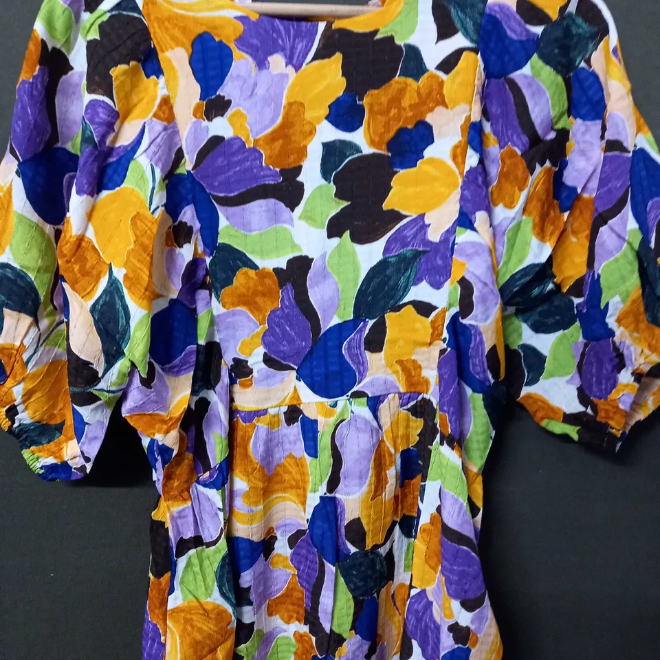 OLIVER BONAS ABSTRACT PETAL PRINTED MIDI DRESS IN MULTICOLOUR - SIZE 10