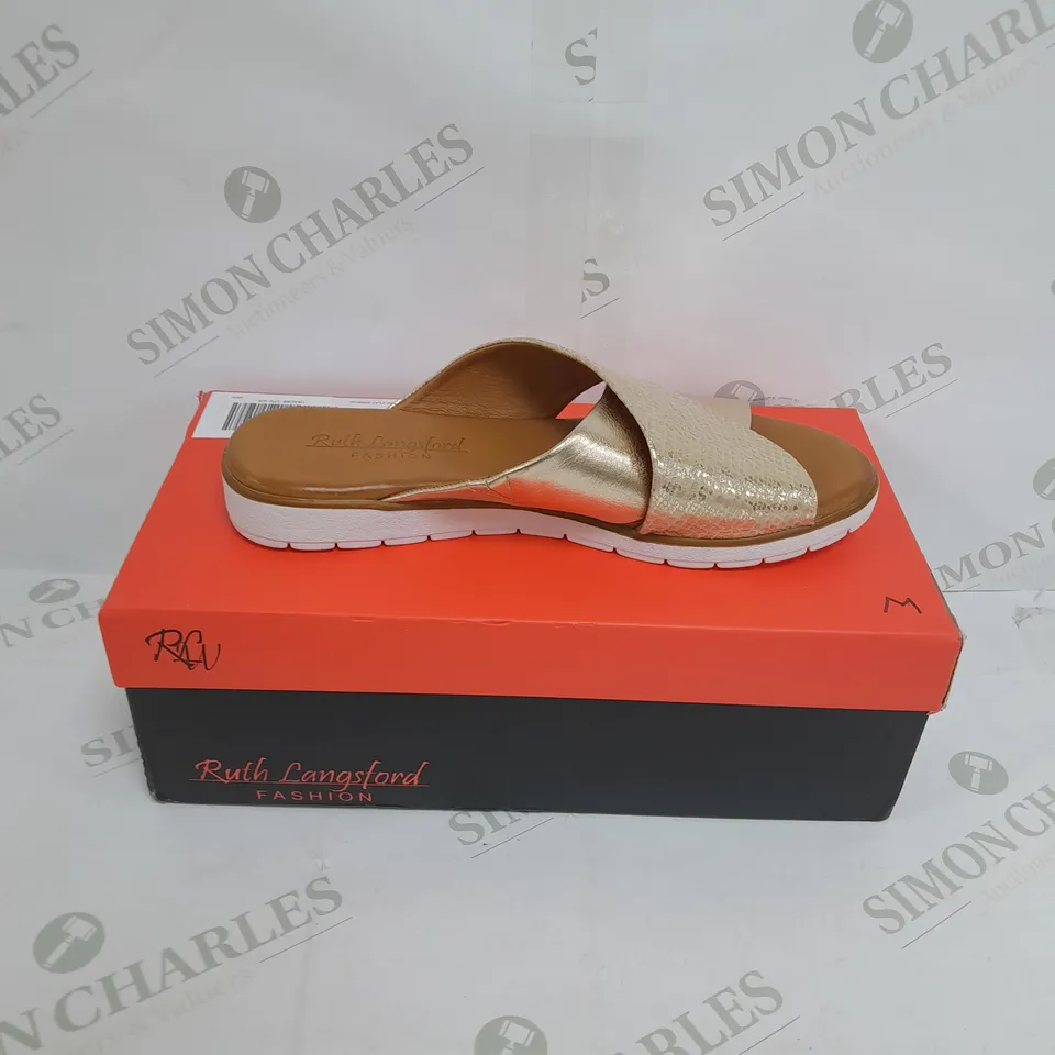 BOXED PAIR OF RUTH LANGSFORD SANDALS IN CHAMPAGNE GOLD SIZE 5