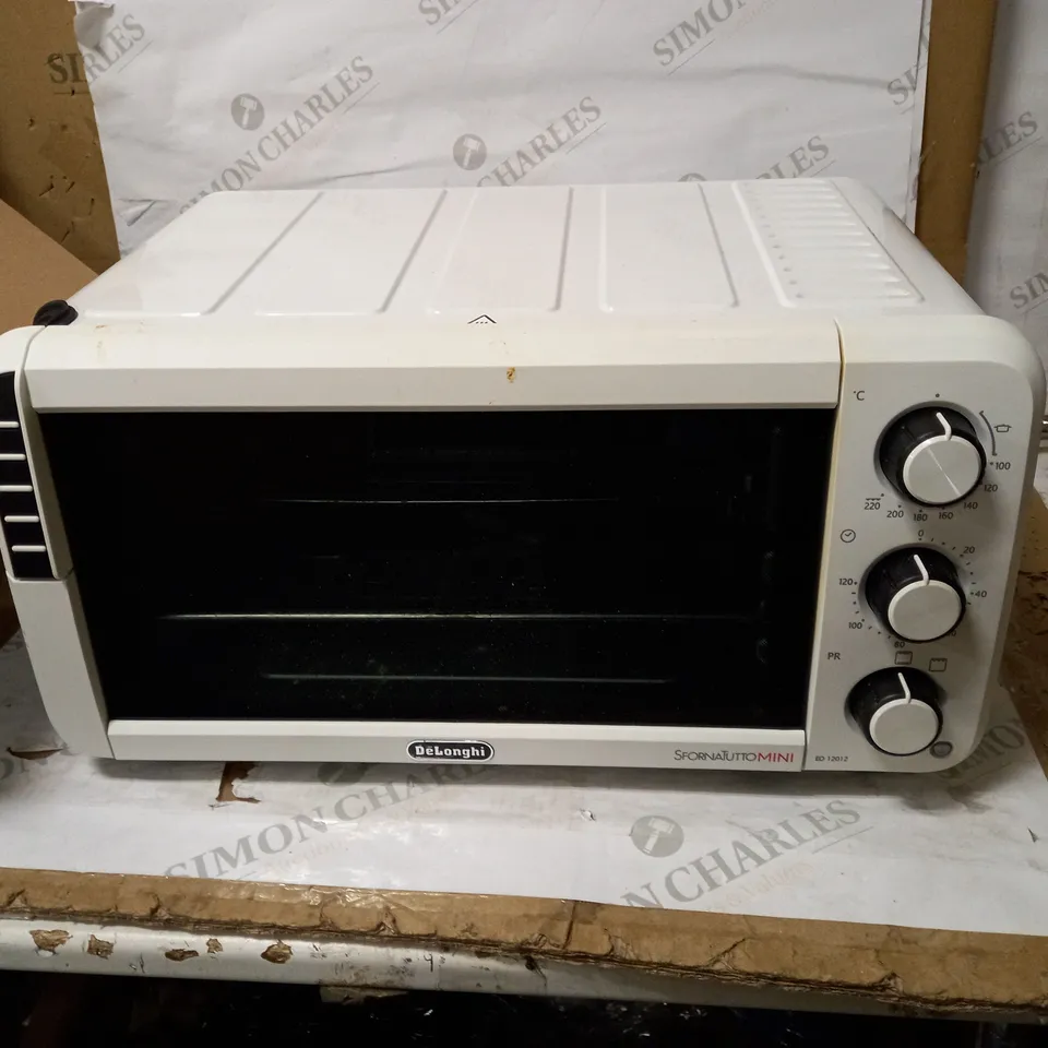 DE’LONGHI EO12012.W MINI OVEN, WHITE