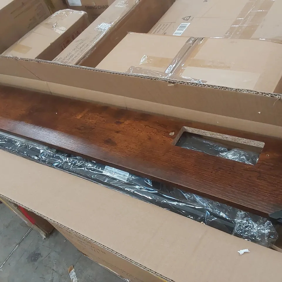 BOXED LUXSTEIN CONSOLE TABLE