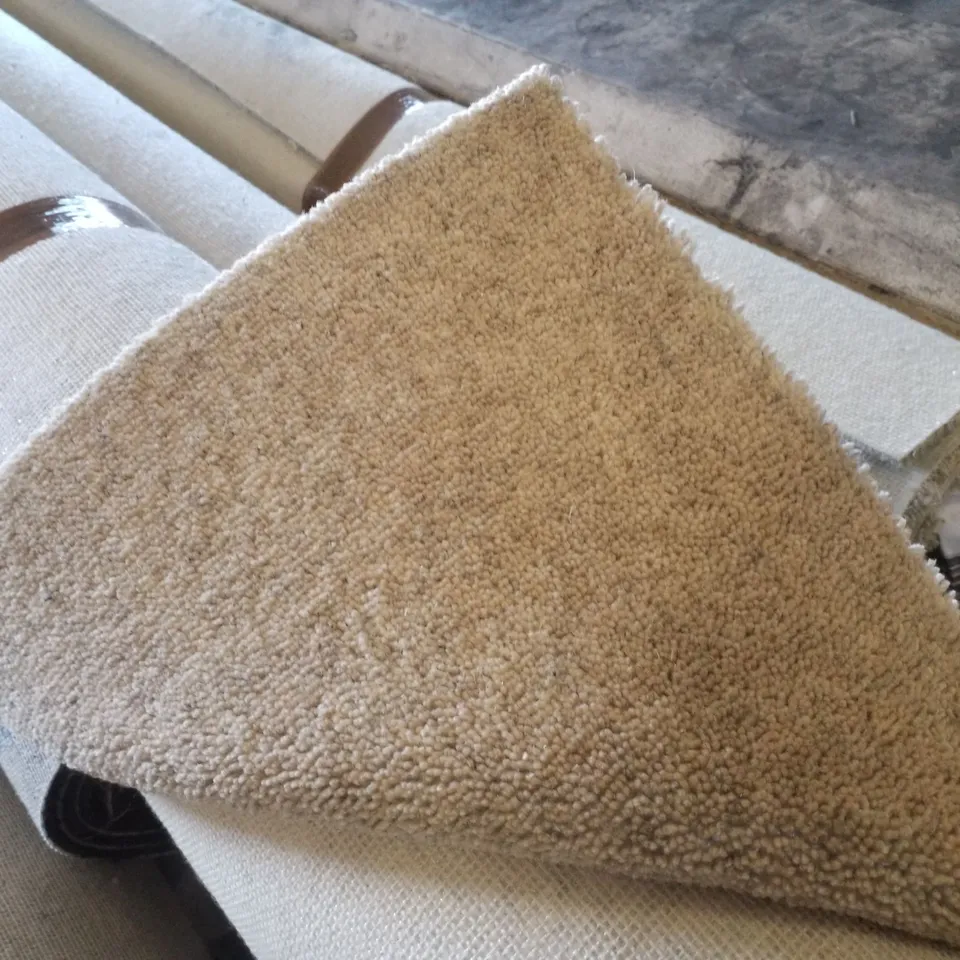 ROLL OF QUALITY 4M LAKELAND HERD TWST ULLSWTR CARPET - 4×1.61M