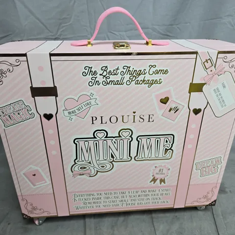 PLOUISE MINI ME CARRY CASE 