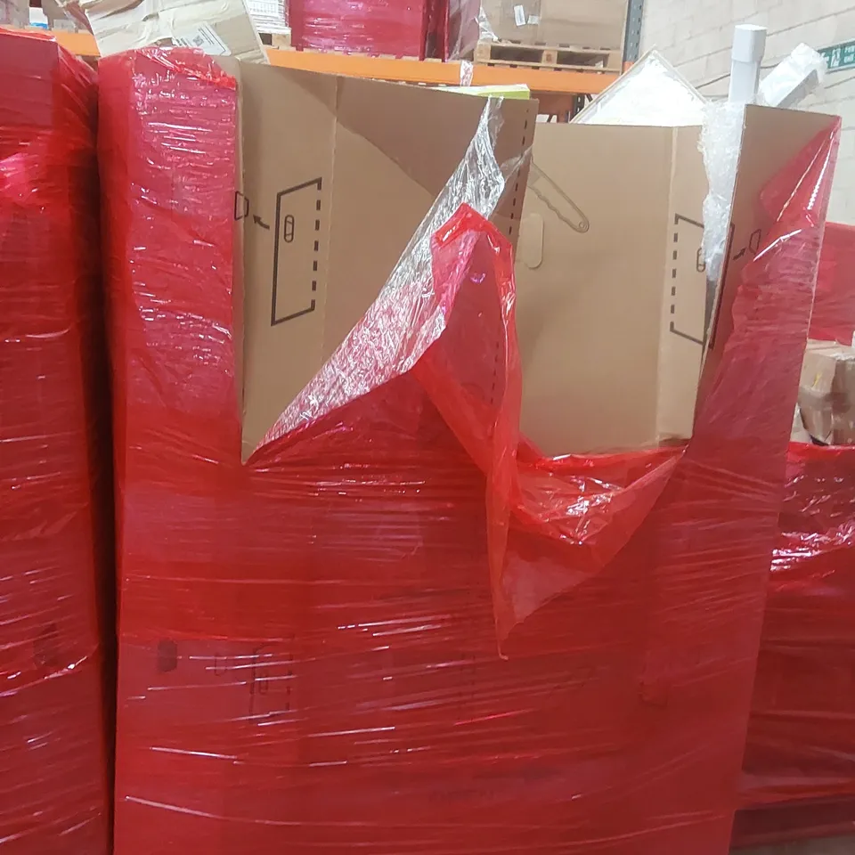 PALLET CONTAINING A LARGE QUANTITY OF ASSORTED ITEMS INCLUDING: BABY FITNESS BLANKET, PLAY MAT, BLINDS ECT