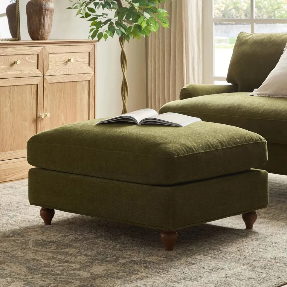 BOXED DUSK HAMPSHIRE POUFFE - CHENILLE OLIVE (1 BOX)