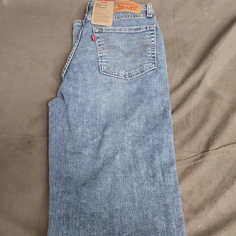 LEVI'S 724 HIGH-RISE SLIM STRAIGHT JEANS β STELLAR STRETCH (WOMAN) - SIZE UNSPECIFIED