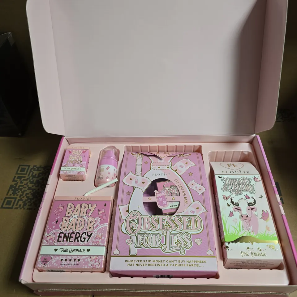 PLOUISE WHAT A TREAT PINK LEMONADE BATH AND BODY GIFT BOX