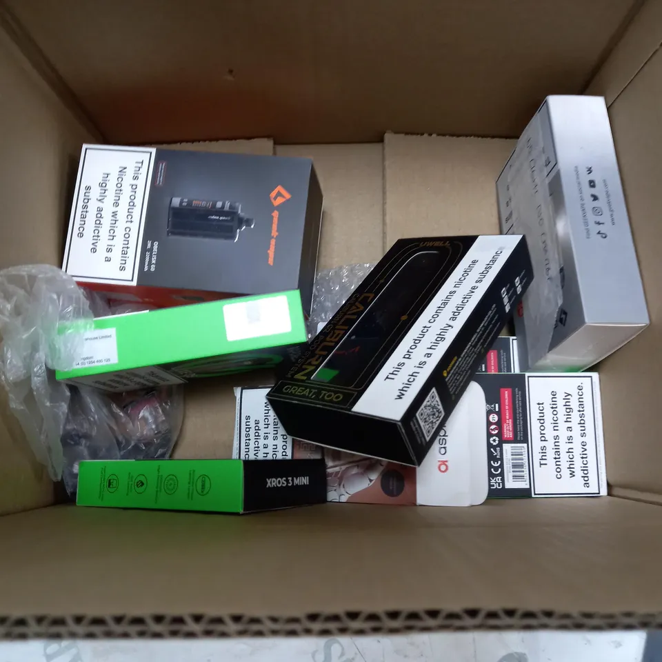 BOX OF APPROXIMATELY 10 ASSORTED E-CIG PRODUCTS TO INCLUDE ASPIRE, OXVA, VAPORESSO ETC