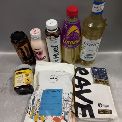 APPROXIMATELY 15 ASSORTED FOOD/DRINK PRODUCTS TO INCLUDE RAVE COFFEE, HUEL COMPLETE MEAL DRINKS, YUMMY HONEY ETC - COLLECTION ONLY 