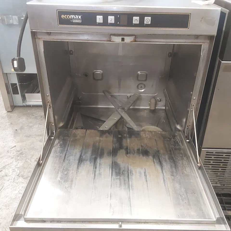 HOBART ECOMAX G504 CABINET DISHWASHER