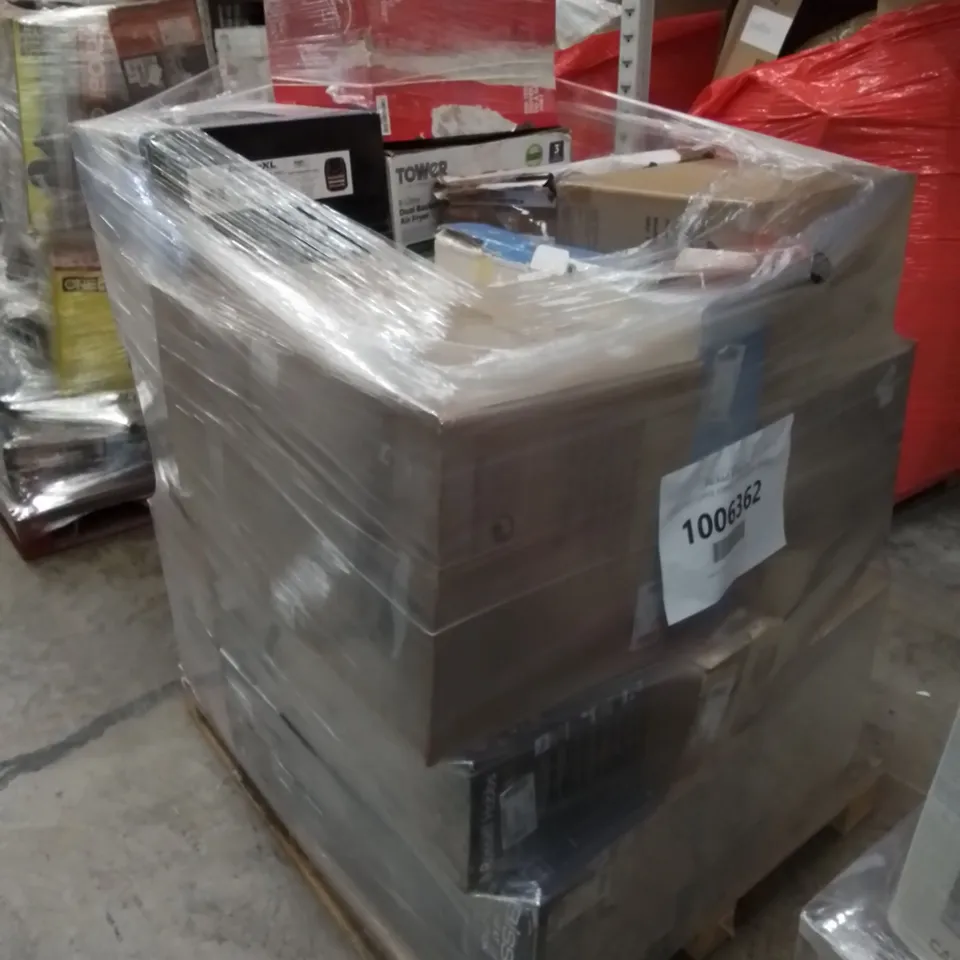 PALLET TO CONTAIN APPROXIMATELY  ASSORTED ELECTRONIC GOODS & PRODUCTS. INCLUDES