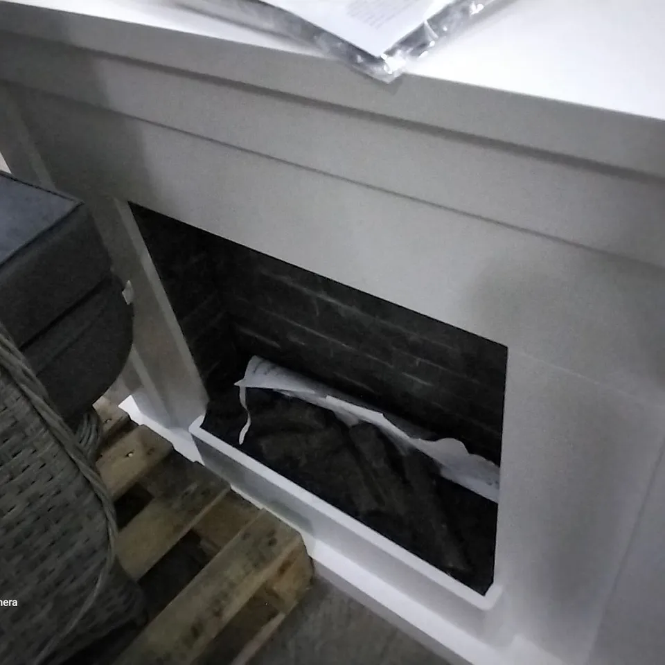 FLOOR MOUNTED ELECTRIC FIRE