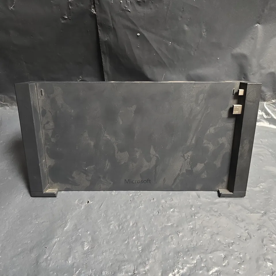 MICROSOFT SURFACE DOCKING STATION – BLACK 