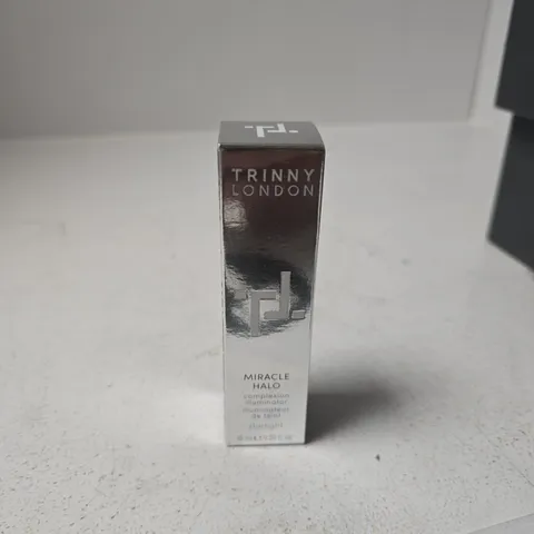 TRINNY LONDON MIRACLE HALO COMPLEXION ILLUMINATOR – 15ML