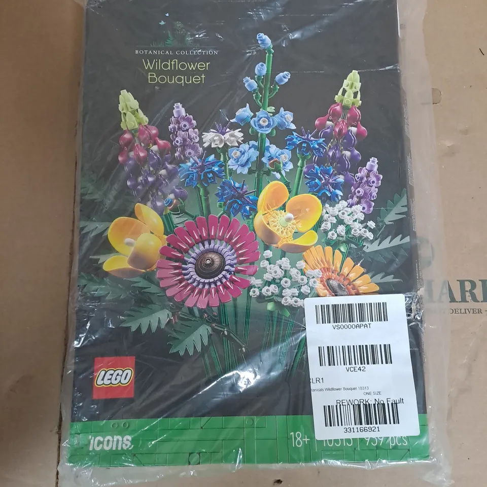 BOXED LEGO WILD FLOWER BOUQUET 10313 RRP £54.99