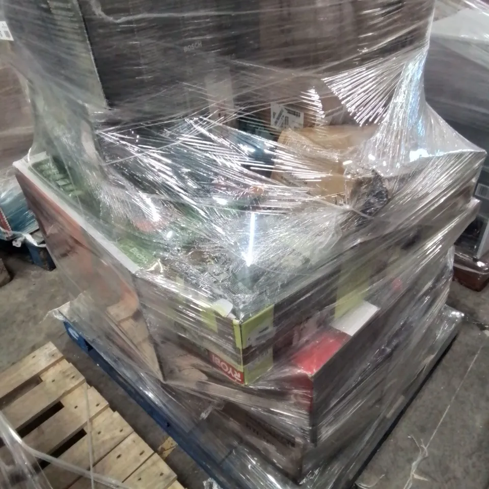 PALLET OF APPROXIMATELY 20 UNPROCESSED RAW RETURN HOUSEHOLD AND ELECTRICAL GOODS TO INCLUDE;