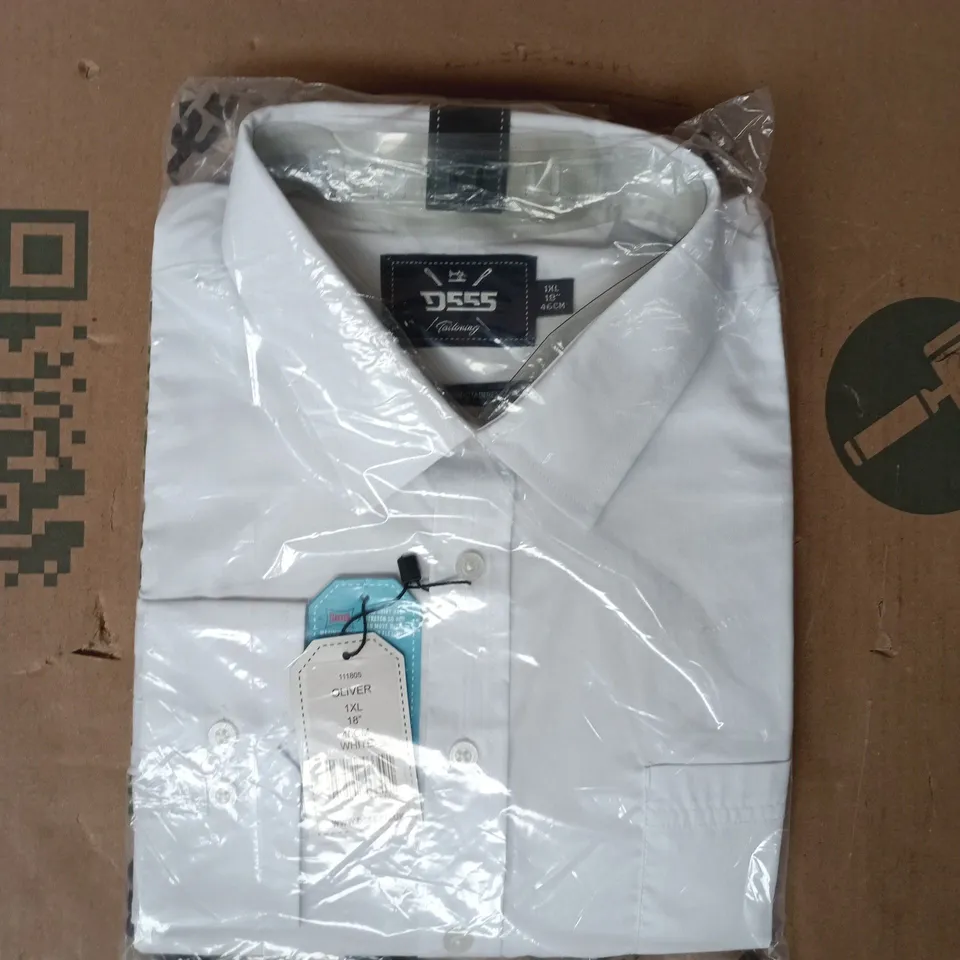 BAGGED D555 OLIVER SHIRT IN WHITE SIZE XL