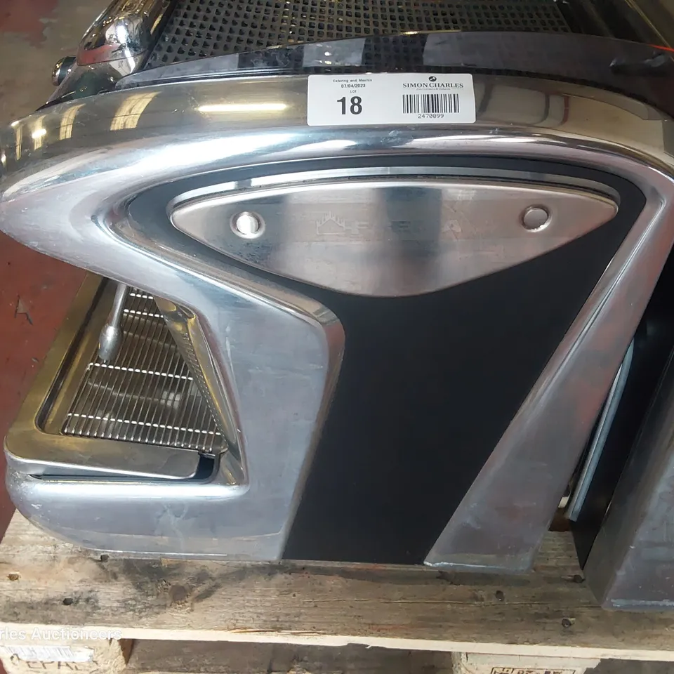 TRADITIONAL FAEMA EMBLEMA COFFEE MACHINE