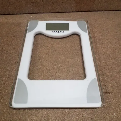 BOXED HARLESS DIGITAL KITCHEN SCALE 