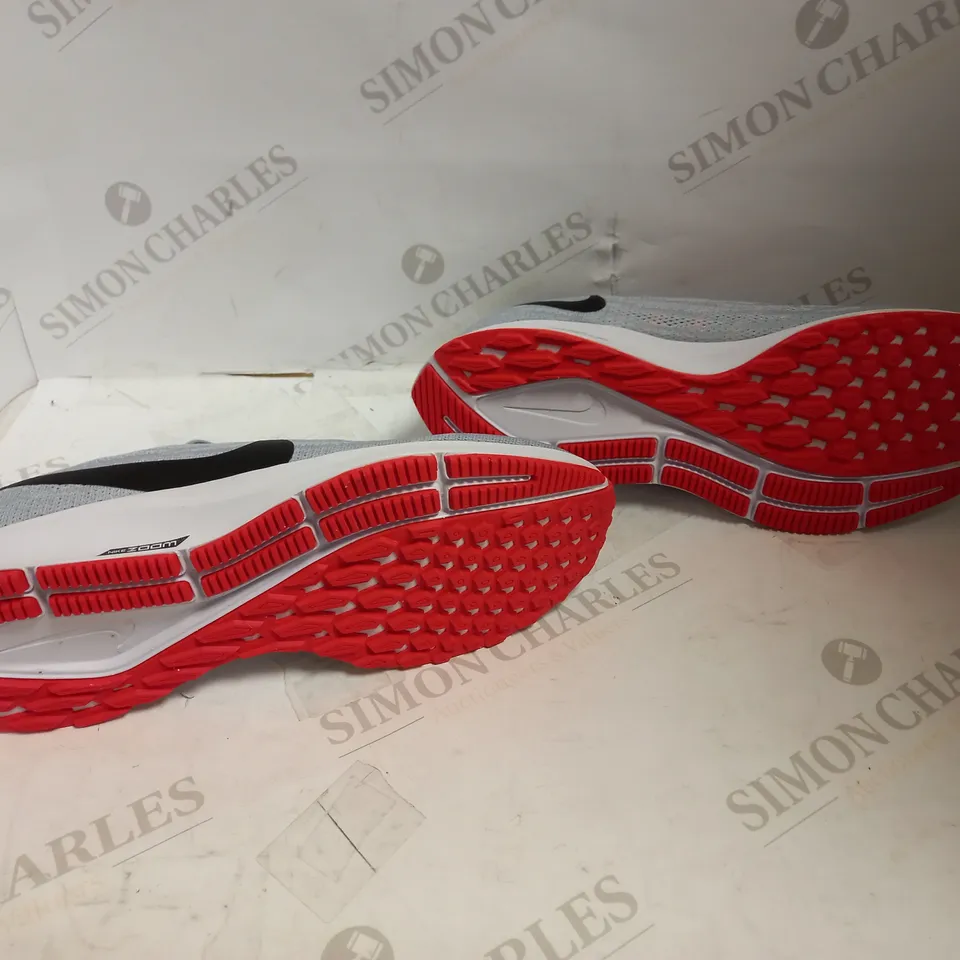 NIKE AIR ZOOM PEGASUS 36 - UK 9 
