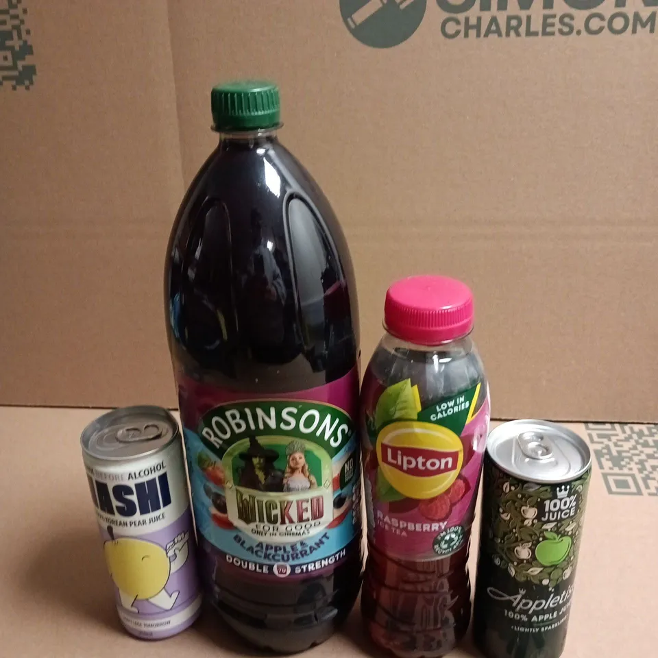 APPROXIMATELY 10 ASSORTED FOOD ITEMS TO INCLUDE - LIPTOMS ICED TEA, ROBINSONS JUICE AND APPLETISER