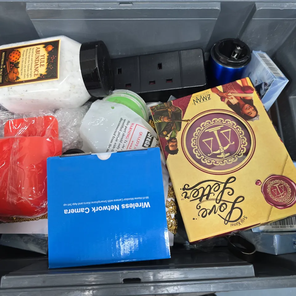 APPROXIMATELY 15 ASSORTED HOUSEHOLD ITEMS TO INCLUDE WIRELESS NETWORK CAMERA, MOBILE REMOTE CONTROL, YULE ABUNDANCE, ETC