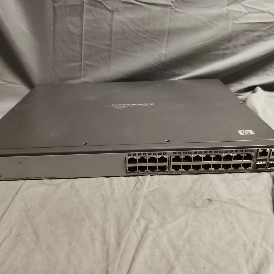 HP PROCURVE 2626 ETHERNET SWITCH (J4900B)