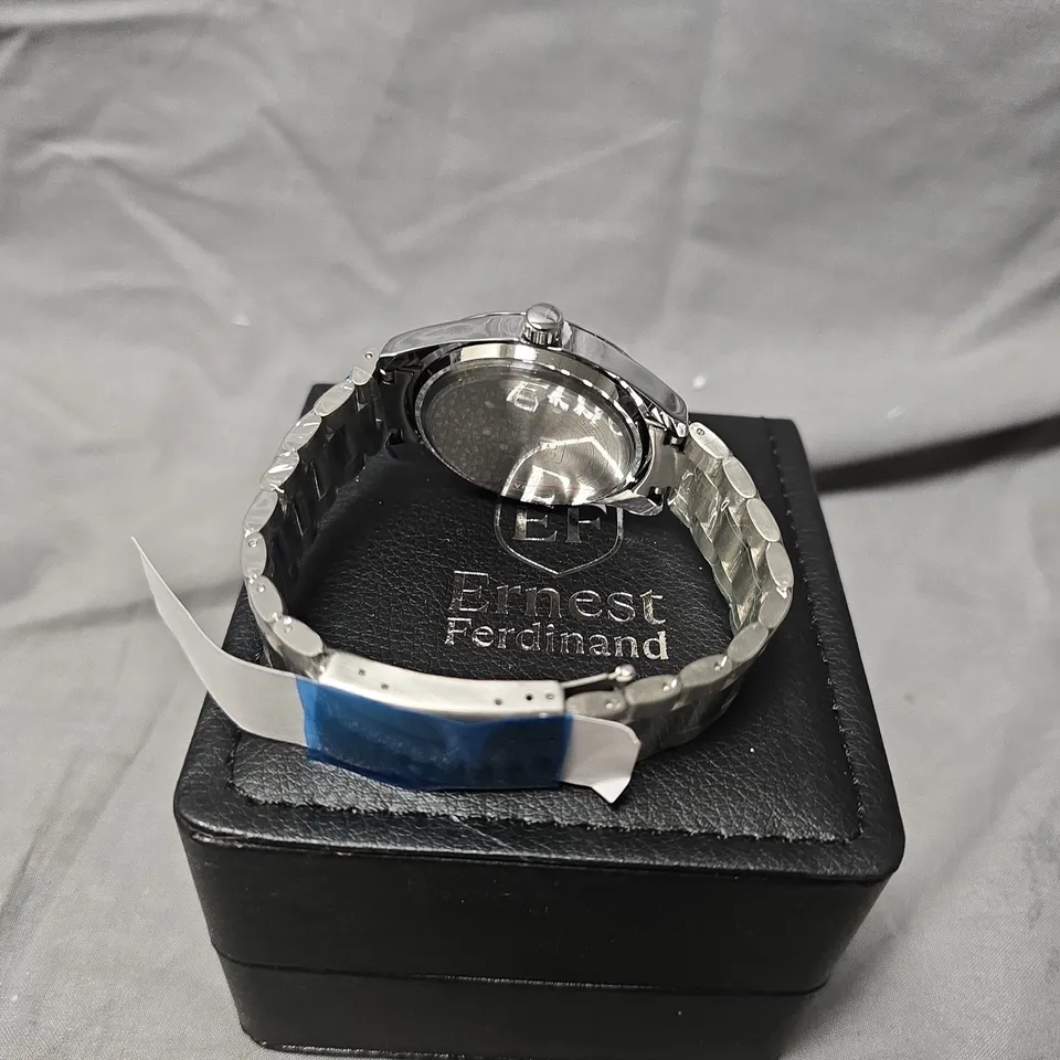 ERNEST FERDINAND WRISTWATCH – GREEN DIAL WITH CAPITALS - STAINLESS STEEL BRACELET - GIFT BOX